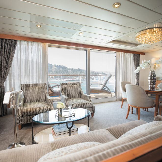 MAR Seven Seas Suite Forward LR_2025-02-25_08-16-03