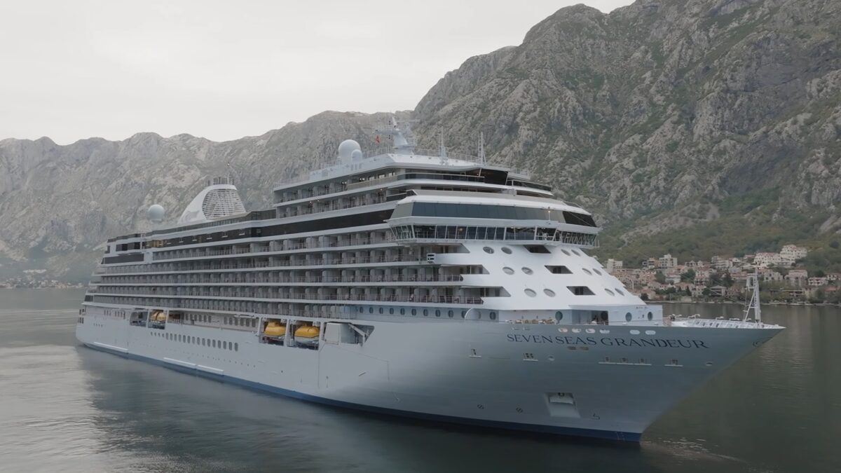 Regent Seven Seas Grandeur